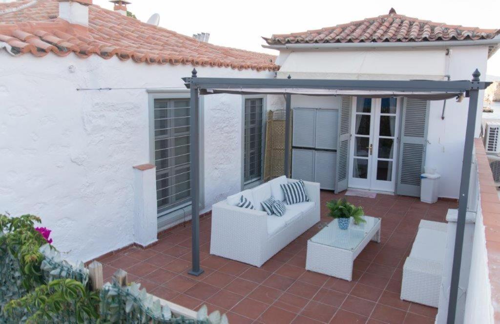 Ferienwohnung In Hydra Exterior foto